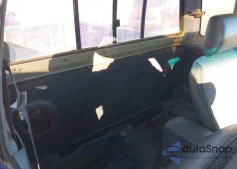 1986 Nissan D21 King Cab from USA, damaged, VIN JN6HD16S5GW006628